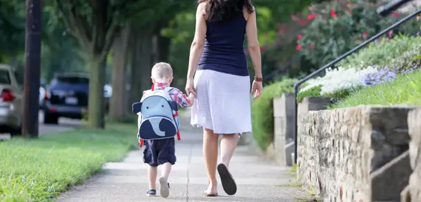 Pin of the Week | First Day of School Photos
