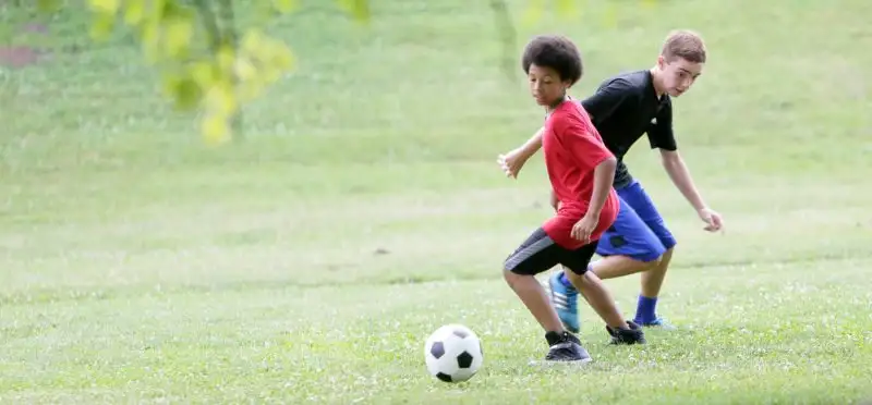 Young Athletes: What to Eat Before, During and After Sports