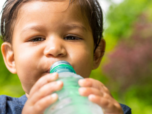 Preventing Kidney Stones: 4 Ways to Get Kids to Drink More Water