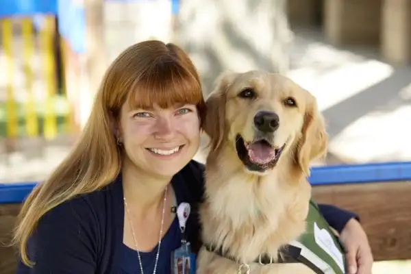 Cincinnati Children's facility dog, Idina
