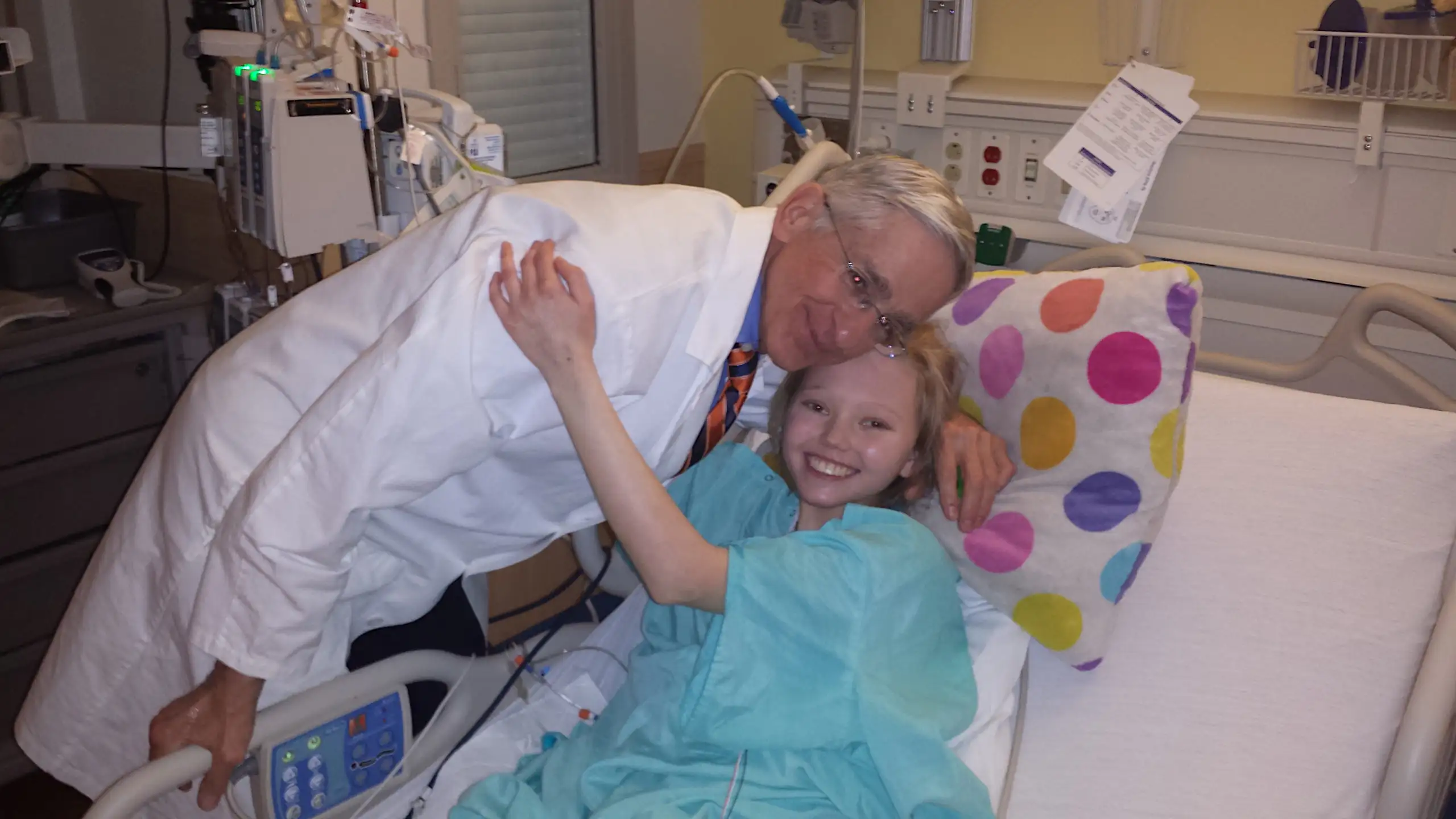 Liver Transplant Recipient Becomes Nurse on Same Floor