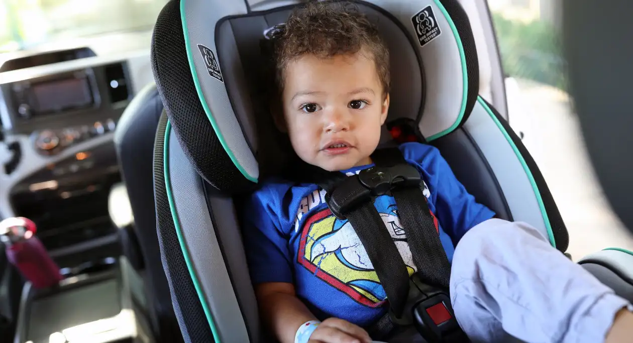 How to Avoid Purchasing a Counterfeit Car Seat