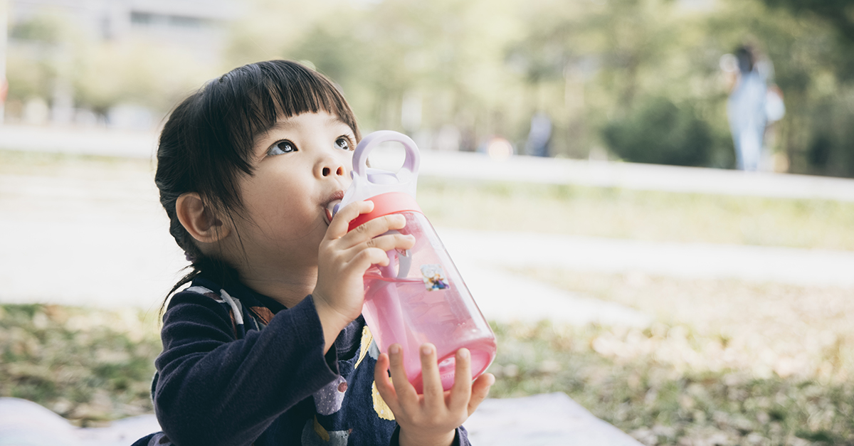 Preventing Kidney Stones:  4 Ways to Get Kids to Drink More Water